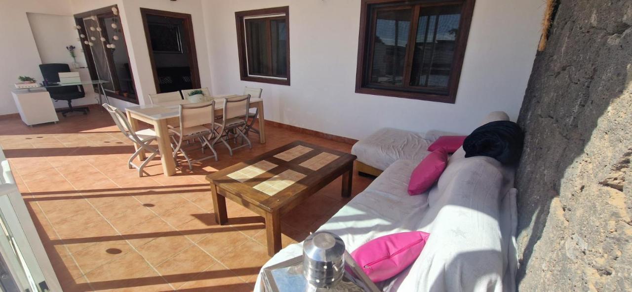 Villa Baroli Amplia Piscina Privada Climatizada Playa Blanca  Eksteriør bilde